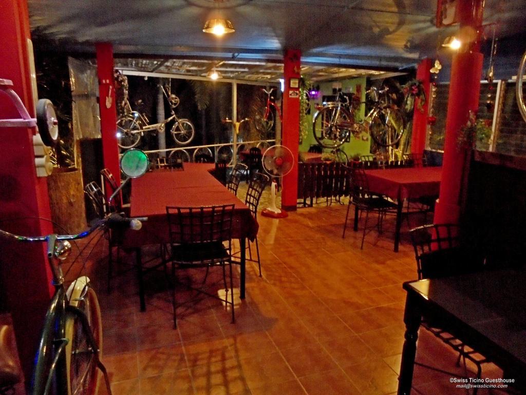 Swiss Ticino Guesthouse & Restaurant แม่วาง ภายนอก รูปภาพ